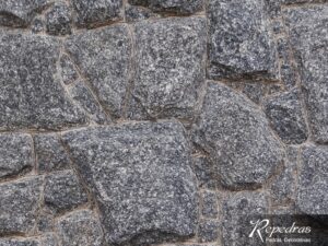 Pedra Miracema irregular em cacos