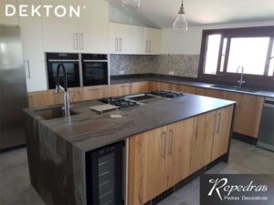 Dekton Trilium